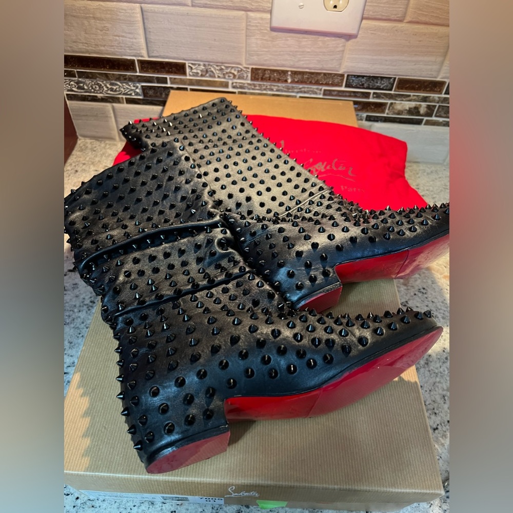 SOLD SOLD SOLD Christian Louboutin London Bridge Flat Nappa Boots - Picture 5 of 16
